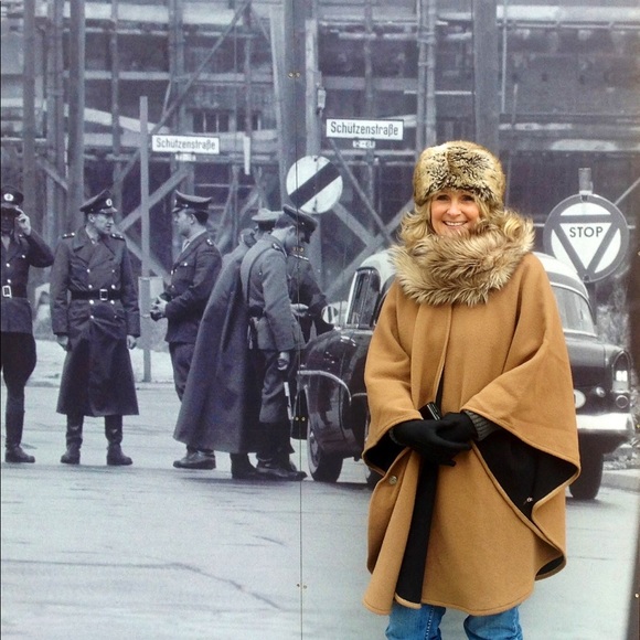 Meet your Posher, Becky - Picture 3 of 7